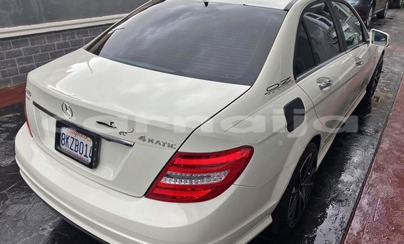 Acheter Occasion Voiture Mercedes-Benz C–Class Blanc à Lagos, État de Lagos Acheter Occasion Voiture Mercedes-Benz C–Class Blanc à Lagos, État de Lagos