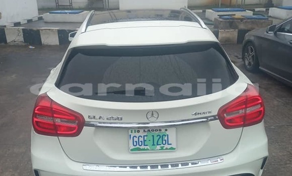 Acheter Occasion Voiture Mercedes-Benz GLA-klasse Blanc à Lagos, État de Lagos Acheter Occasion Voiture Mercedes-Benz GLA-klasse Blanc à Lagos, État de Lagos