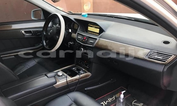 Acheter Occasion Voiture Mercedes-Benz E-klasse Blanc à Lagos, État de Lagos Acheter Occasion Voiture Mercedes-Benz E-klasse Blanc à Lagos, État de Lagos