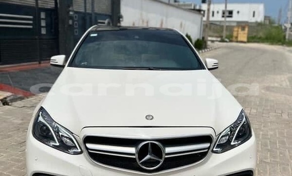 Buy Used Mercedes-Benz E-klasse White Car in Lagos in Lagos State Buy Used Mercedes-Benz E-klasse White Car in Lagos in Lagos State