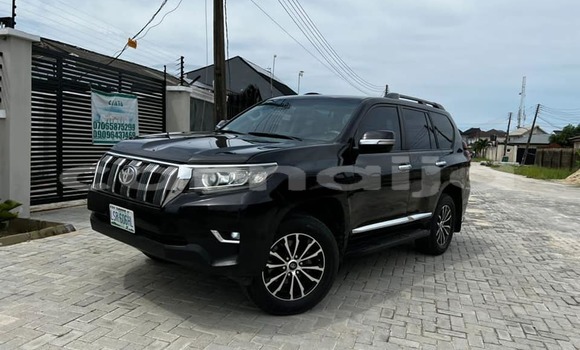 Buy Used Toyota Land Cruiser Black Car in Lagos in Lagos State