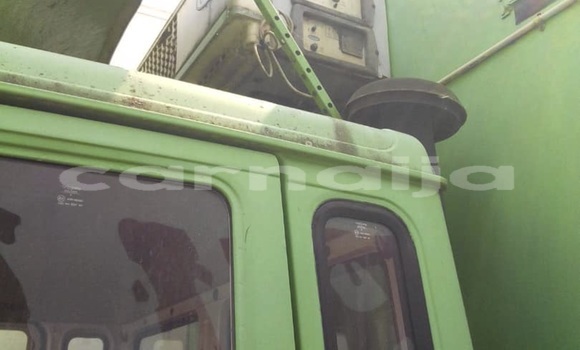Acheter Import Utilitaire Volvo F4 Vert à Owerri, État d'Imo Acheter Import Utilitaire Volvo F4 Vert à Owerri, État d'Imo