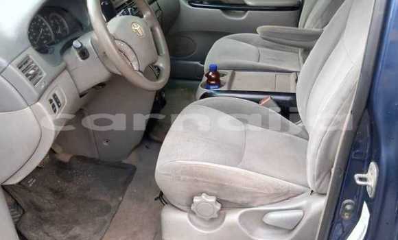 Acheter Occasion Voiture Toyota Sienna Bleu à Lagos, État de Lagos Acheter Occasion Voiture Toyota Sienna Bleu à Lagos, État de Lagos