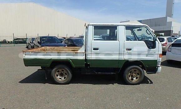 Buy New Toyota Pickup White Car in Badagry in Lagos State Buy New Toyota Pickup White Car in Badagry in Lagos State