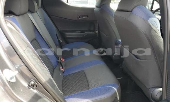 Acheter Occasion Voiture Toyota C-HR Marron à Badagry, État de Lagos Acheter Occasion Voiture Toyota C-HR Marron à Badagry, État de Lagos