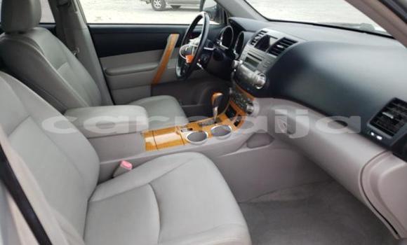 Buy New Toyota Highlander Silver Car in Badagry in Lagos State Buy New Toyota Highlander Silver Car in Badagry in Lagos State