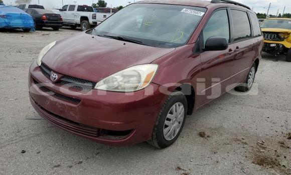 Acheter Neuf Voiture Toyota Sienna Rouge à Badagry, État de Lagos Acheter Neuf Voiture Toyota Sienna Rouge à Badagry, État de Lagos