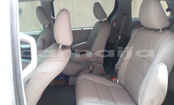 Buy New Toyota Sienna Silver Car in Port Harcourt in Rivers State Buy New Toyota Sienna Silver Car in Port Harcourt in Rivers State