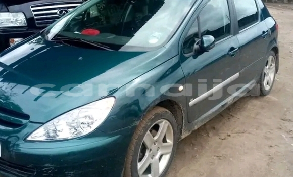 Acheter Neuf Voiture Peugeot 1007 Vert à Asaba, État du Delta Acheter Neuf Voiture Peugeot 1007 Vert à Asaba, État du Delta