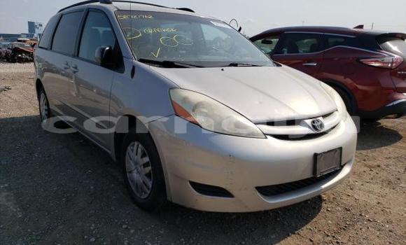 Acheter Neuf Voiture Toyota Sienna Gris à Badagry, État de Lagos Acheter Neuf Voiture Toyota Sienna Gris à Badagry, État de Lagos