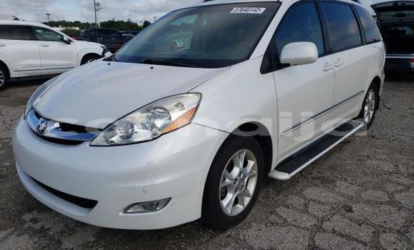 Acheter Neuf Voiture Toyota Sienna Blanc à Badagry, État de Lagos Acheter Neuf Voiture Toyota Sienna Blanc à Badagry, État de Lagos