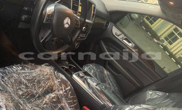 Acheter Occasion Voiture Mercedes-Benz ML–Class Gris à Lagos, État de Lagos Acheter Occasion Voiture Mercedes-Benz ML–Class Gris à Lagos, État de Lagos