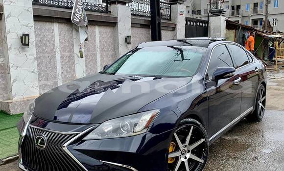 Acheter Occasion Voiture Lexus ES Bleu à Lagos, État de Lagos Acheter Occasion Voiture Lexus ES Bleu à Lagos, État de Lagos