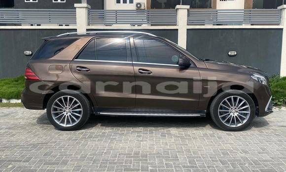 Acheter Occasion Voiture Mercedes-Benz ML–Class Marron à Lagos, État de Lagos Acheter Occasion Voiture Mercedes-Benz ML–Class Marron à Lagos, État de Lagos