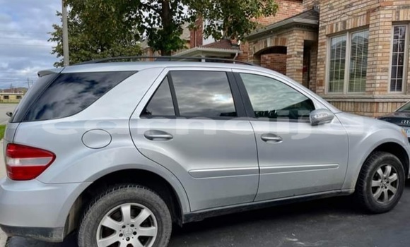 Acheter Import Voiture Mercedes-Benz ML–Class Gris à Benin City, Edo