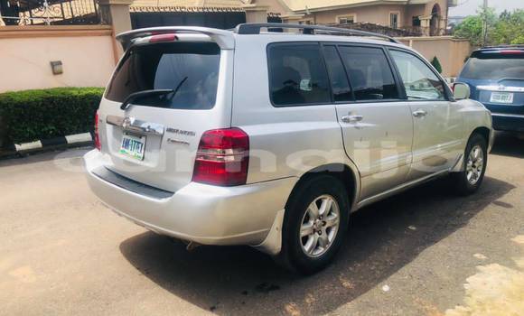 Buy Used Toyota Highlander Silver Car in Aba in Abia State Buy Used Toyota Highlander Silver Car in Aba in Abia State