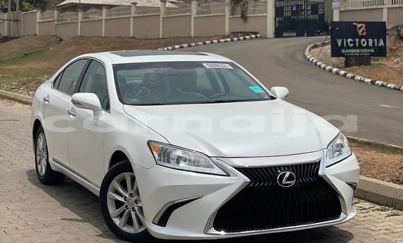 Buy Import Lexus ES White Car in Lagos in Lagos State