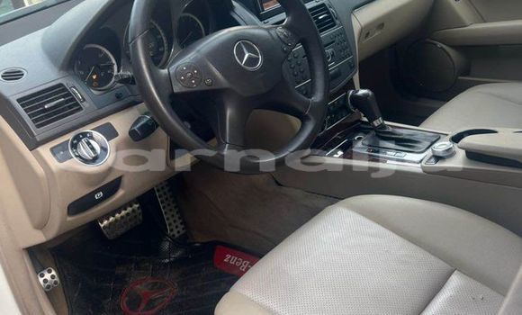 Buy Used Mercedes-Benz C–Class White Car in Lagos in Lagos State Buy Used Mercedes-Benz C–Class White Car in Lagos in Lagos State