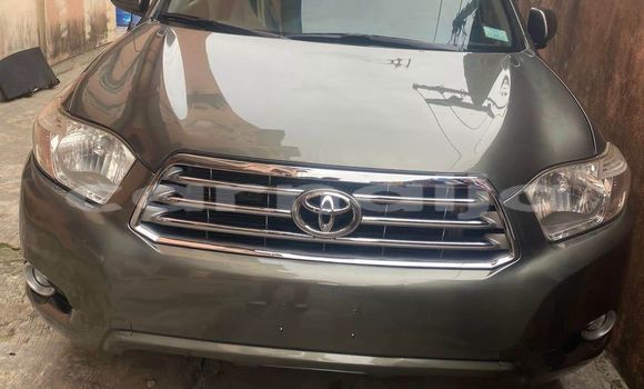 Acheter Occasion Voiture Toyota Highlander Vert à Lagos, État de Lagos Acheter Occasion Voiture Toyota Highlander Vert à Lagos, État de Lagos