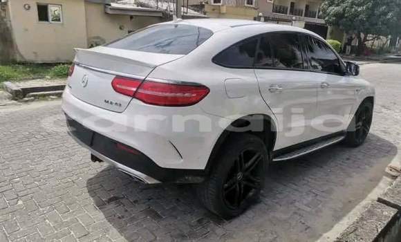 Acheter Occasion Voiture Mercedes-Benz GLE Blanc à Lagos, État de Lagos Acheter Occasion Voiture Mercedes-Benz GLE Blanc à Lagos, État de Lagos