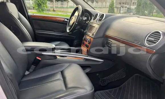 Buy Used Mercedes-Benz GL–Class Silver Car in Lagos in Lagos State Buy Used Mercedes-Benz GL–Class Silver Car in Lagos in Lagos State