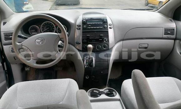 Acheter Occasion Voiture Toyota Sienna Bleu à Lagos, État de Lagos Acheter Occasion Voiture Toyota Sienna Bleu à Lagos, État de Lagos