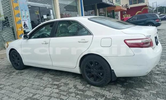 Buy Used Toyota Camry White Car in Abuja in Lagos State Buy Used Toyota Camry White Car in Abuja in Lagos State
