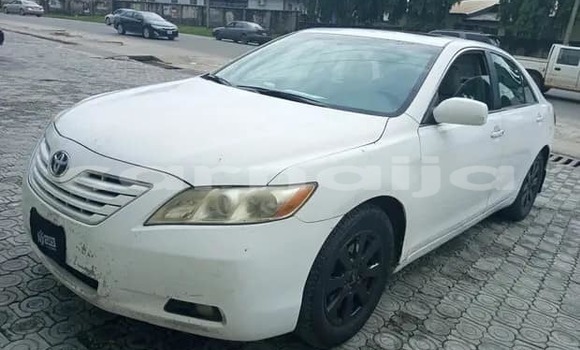 Buy Used Toyota Camry White Car in Abuja in Lagos State Buy Used Toyota Camry White Car in Abuja in Lagos State