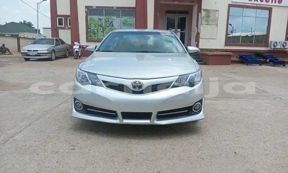 Acheter Occasion Voiture Toyota Camry Gris à Lagos, État de Lagos