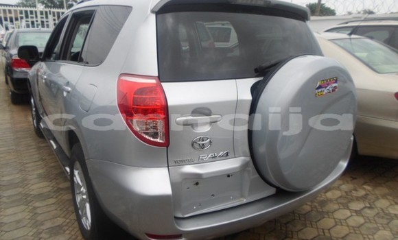 Acheter Occasion Voiture Toyota RAV4 Gris à Ikorodu, État de Lagos Acheter Occasion Voiture Toyota RAV4 Gris à Ikorodu, État de Lagos