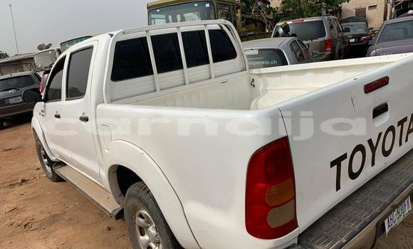 Acheter Occasion Voiture Toyota Hilux Blanc à Lagos, État de Lagos Acheter Occasion Voiture Toyota Hilux Blanc à Lagos, État de Lagos