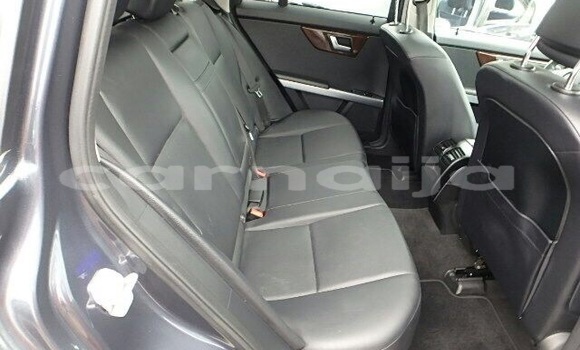 Acheter Import Voiture Mercedes-Benz GLK–Class Gris à Lagos, État de Lagos Acheter Import Voiture Mercedes-Benz GLK–Class Gris à Lagos, État de Lagos