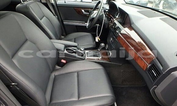 Acheter Import Voiture Mercedes-Benz GLK–Class Gris à Lagos, État de Lagos Acheter Import Voiture Mercedes-Benz GLK–Class Gris à Lagos, État de Lagos
