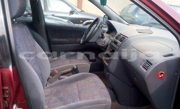 Acheter Occasion Voiture Toyota Picnic Rouge à Lokoja, État de Kogi Acheter Occasion Voiture Toyota Picnic Rouge à Lokoja, État de Kogi