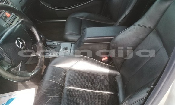 Acheter Occasion Voiture Mercedes-Benz C–Class Gris à Lagos, État de Lagos Acheter Occasion Voiture Mercedes-Benz C–Class Gris à Lagos, État de Lagos