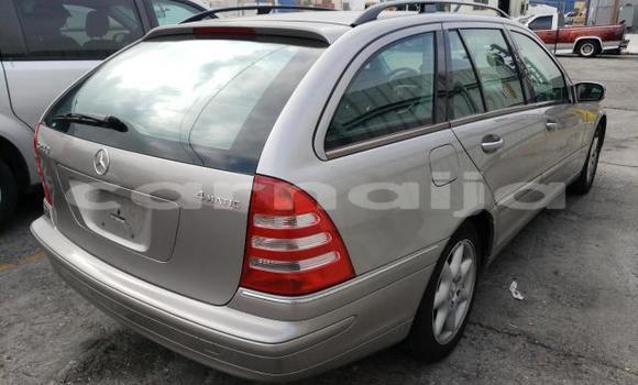 Acheter Import Voiture Mercedes-Benz C–Class Autre à Lagos, État de Lagos Acheter Import Voiture Mercedes-Benz C–Class Autre à Lagos, État de Lagos