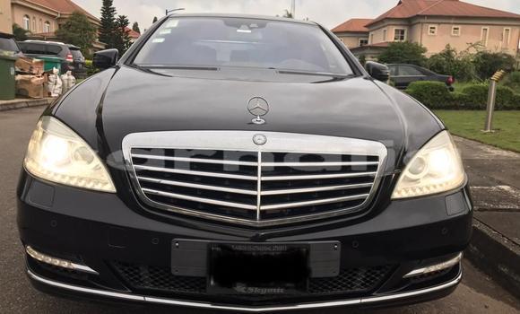 Acheter Occasion Voiture Mercedes-Benz C–Class Noir à Lagos, État de Lagos Acheter Occasion Voiture Mercedes-Benz C–Class Noir à Lagos, État de Lagos