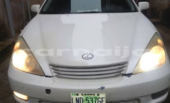 Buy Used Lexus ES White Car in Shagamu in Ogun State Buy Used Lexus ES White Car in Shagamu in Ogun State