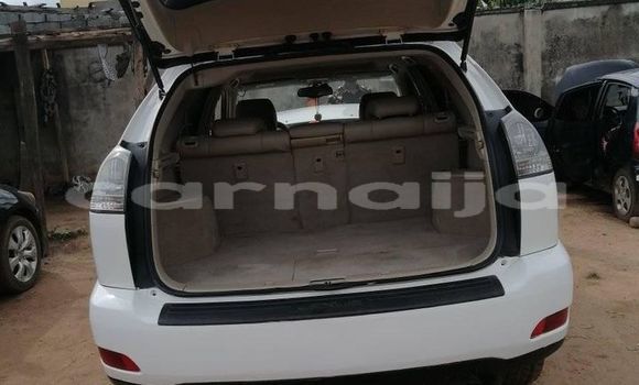 Acheter Occasion Voiture Lexus RX 330 Blanc à Shagamu, État d'Ogun Acheter Occasion Voiture Lexus RX 330 Blanc à Shagamu, État d'Ogun