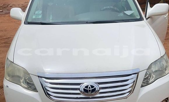 Buy Used Toyota Avalon White Car in Shagamu in Ogun State Buy Used Toyota Avalon White Car in Shagamu in Ogun State