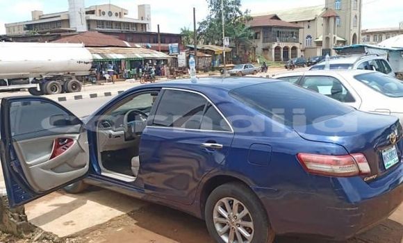 Buy Used Toyota Camry Blue Car in Shagamu in Ogun State Buy Used Toyota Camry Blue Car in Shagamu in Ogun State