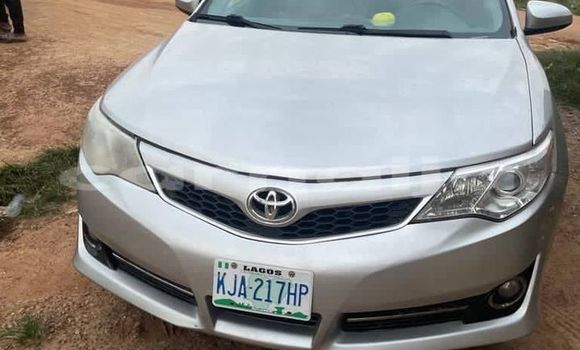 Buy Used Toyota Camry Silver Car in Shagamu in Ogun State Buy Used Toyota Camry Silver Car in Shagamu in Ogun State