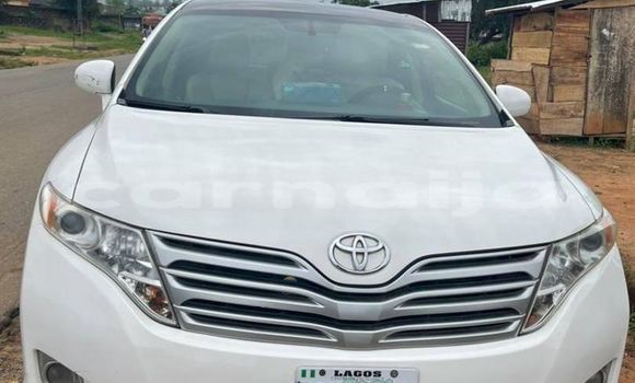 Buy Used Toyota Venza White Car in Shagamu in Ogun State