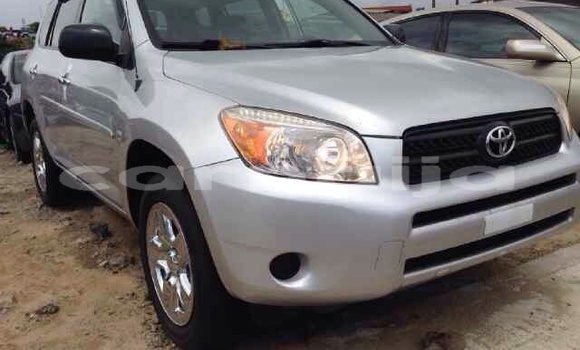 Acheter Occasion Voiture Toyota RAV4 Gris à Lagos, État de Lagos