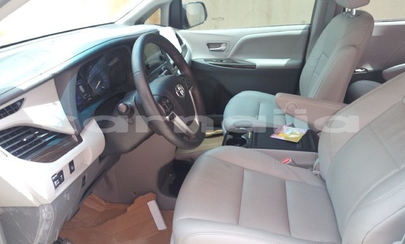 Acheter Occasion Voiture Toyota Highlander Noir à Lagos, État de Lagos Acheter Occasion Voiture Toyota Highlander Noir à Lagos, État de Lagos