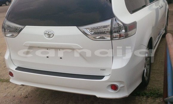Acheter Occasion Voiture Toyota Highlander Blanc à Lagos, État de Lagos