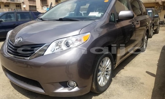 Acheter Occasion Voiture Toyota Highlander Noir à Lagos, État de Lagos Acheter Occasion Voiture Toyota Highlander Noir à Lagos, État de Lagos