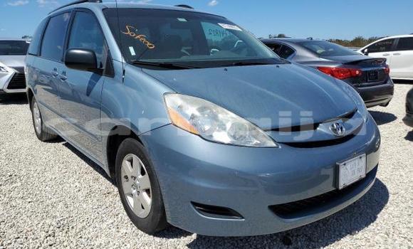 Acheter Neuf Voiture Toyota Sienna Bleu à Badagry, État de Lagos Acheter Neuf Voiture Toyota Sienna Bleu à Badagry, État de Lagos
