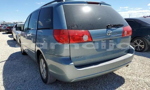 Acheter Neuf Voiture Toyota Sienna Bleu à Badagry, État de Lagos Acheter Neuf Voiture Toyota Sienna Bleu à Badagry, État de Lagos