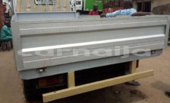 Acheter Import Voiture Toyota Dyna Blanc à Daura, Katsina Acheter Import Voiture Toyota Dyna Blanc à Daura, Katsina